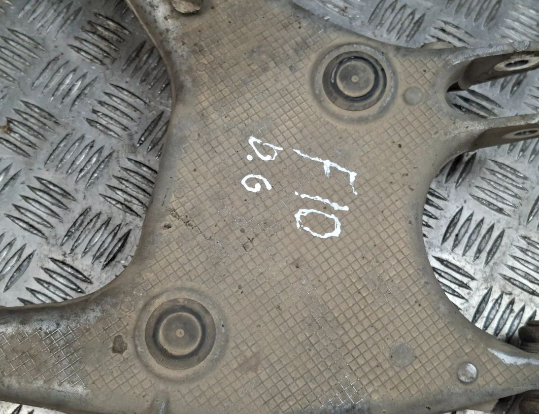 BMW 7 Series F01/F02 (2008-2015) Rear right H - shaped fork 6794876,560912 32983644