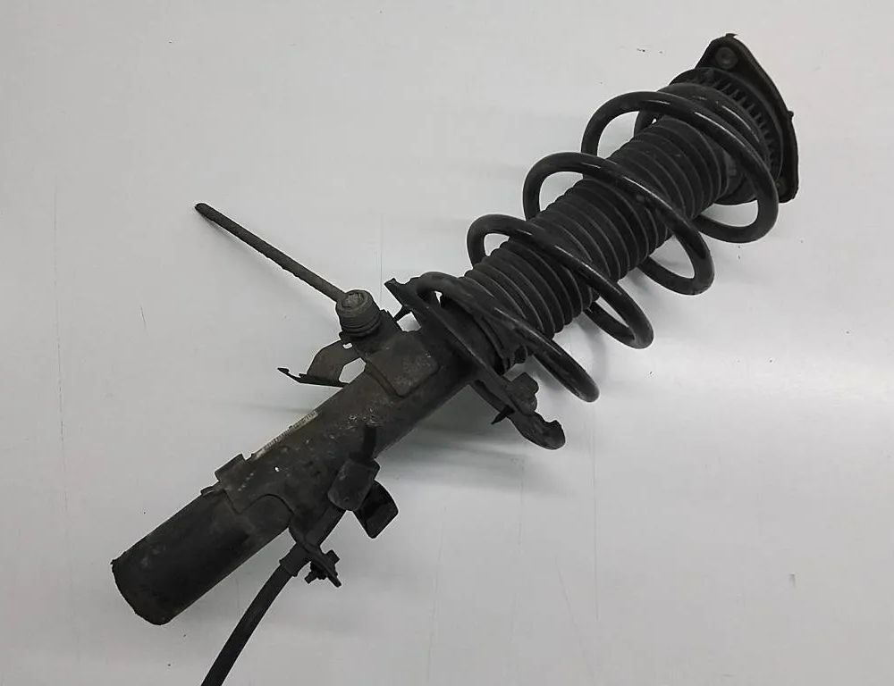 FORD Focus 3 generation (2011-2020) Front Left Shock Absorber BV6118K001LB 28998571