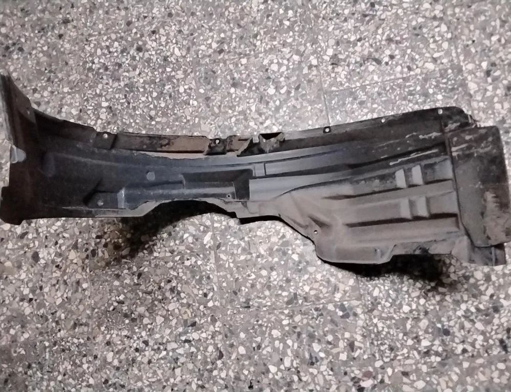 MITSUBISHI Outlander 3 generation (2012-2023) Priekšējais labais paspārnis 5370B012 30413872