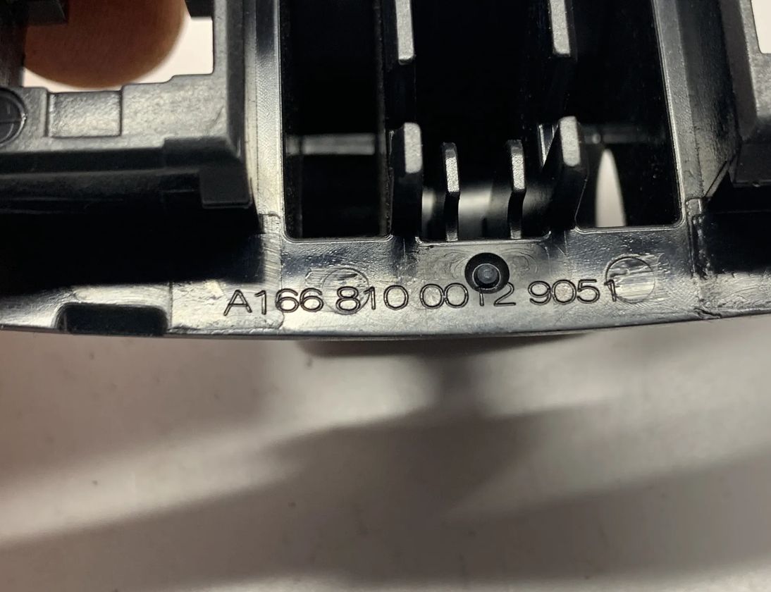 MERCEDES-BENZ GLE Coupe C292 (2015-2019) Sun protection holder A1668100012 13780091