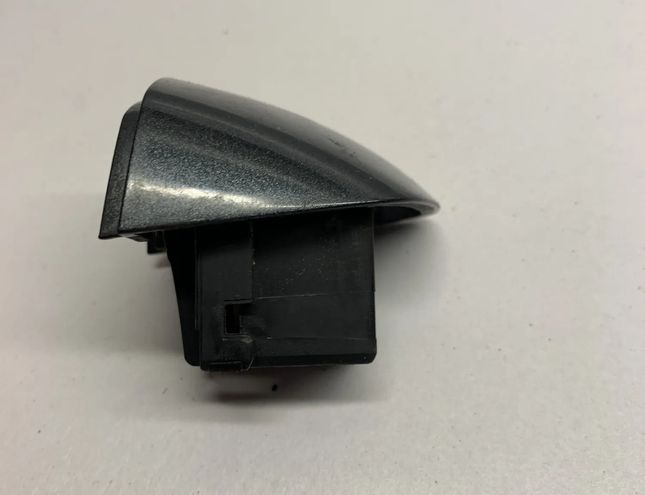 VOLKSWAGEN Golf 6 generation (2008-2015) Наружная ручка задней левой двери 13918279