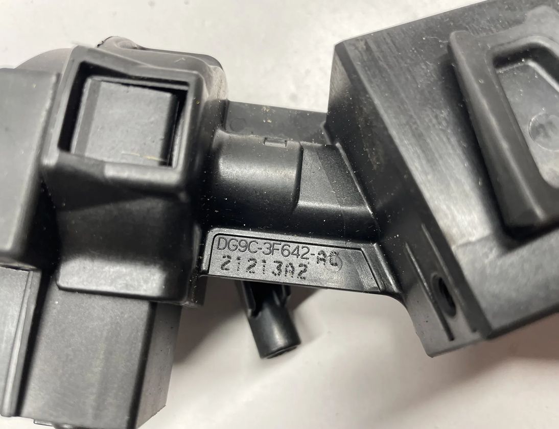 FORD Fusion 1 generation (2002-2012) Ignition Lock DG9C-3F642 17810681