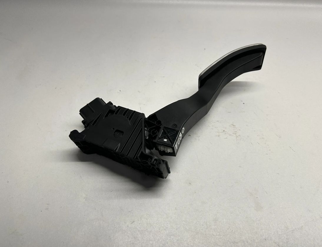 AUDI A3 8V (2012-2020) Akseleratora / gāzes pedālis 5Q1723503H,6PV010621,6PV010621-11 22925336