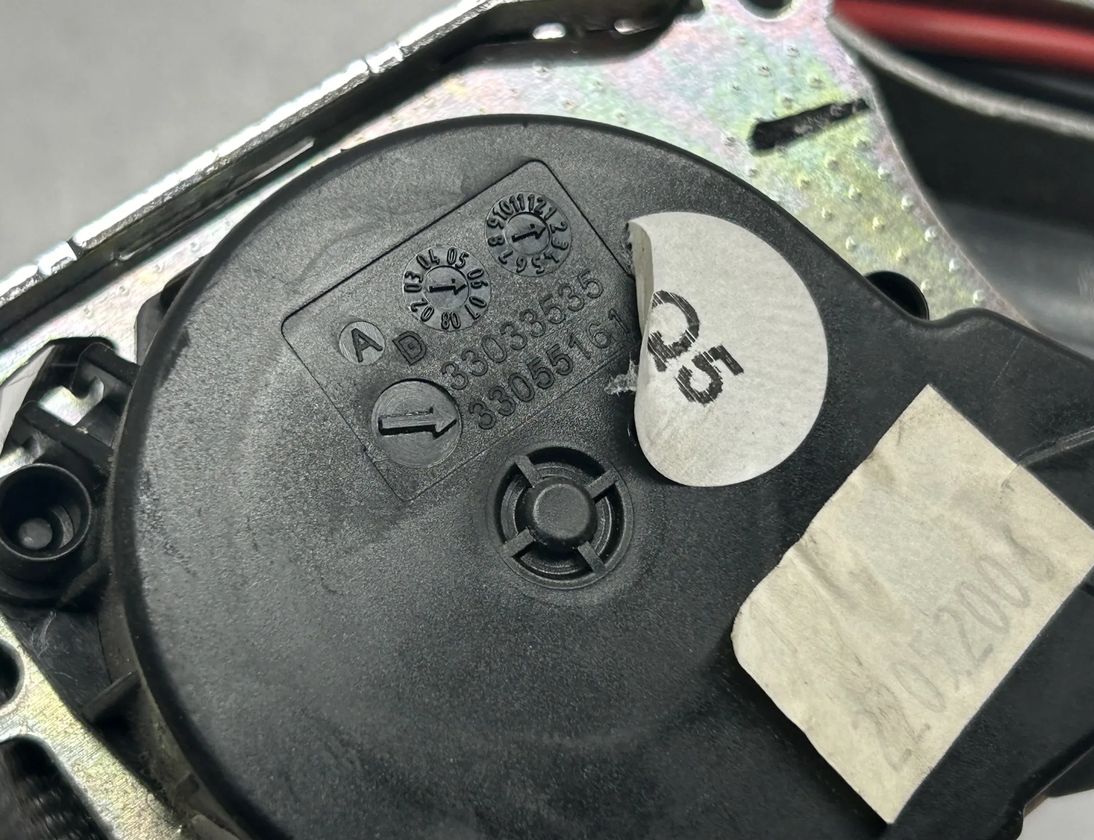 MERCEDES-BENZ S-Class W221 (2005-2013) Priekšējā labā drošības josta A2218603285,33033535,33043797 24695702