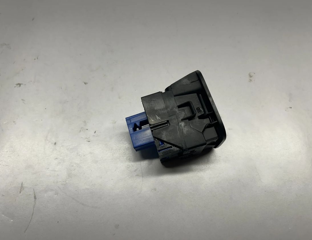 CITROËN Berlingo 3 generation (2018-2024) Handbrake Button 9813146377,9819725677 28182772