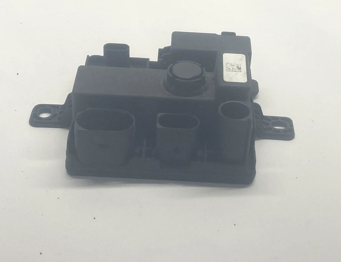 BMW 4 Series F32/F33/F36 (2013-2020) Распределительная коробка 7591534,12637591534 29492538