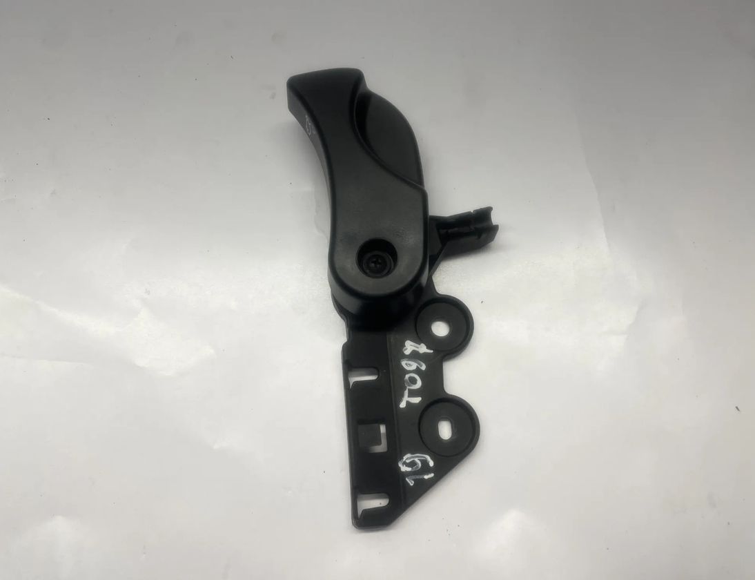 BMW 4 Series F32/F33/F36 (2013-2020) Ручка выпуска капота 7221914 29753410