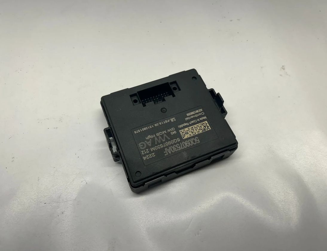 VOLKSWAGEN Golf R 7 generation (2013-2019) Vārtejas vadības bloks 5Q0907530AF 30439614