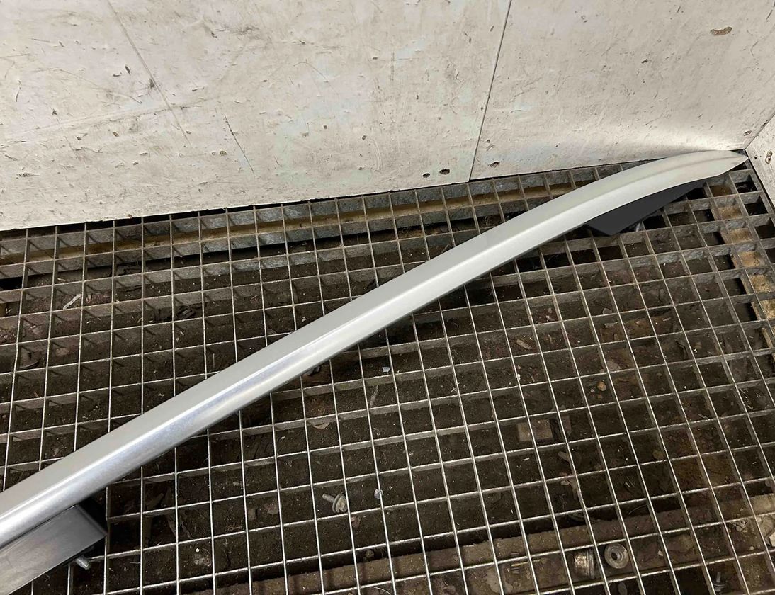 MERCEDES-BENZ GL-Class X166 (2012-2015) Kreisās puses jumta sliede A1668900993 32395190