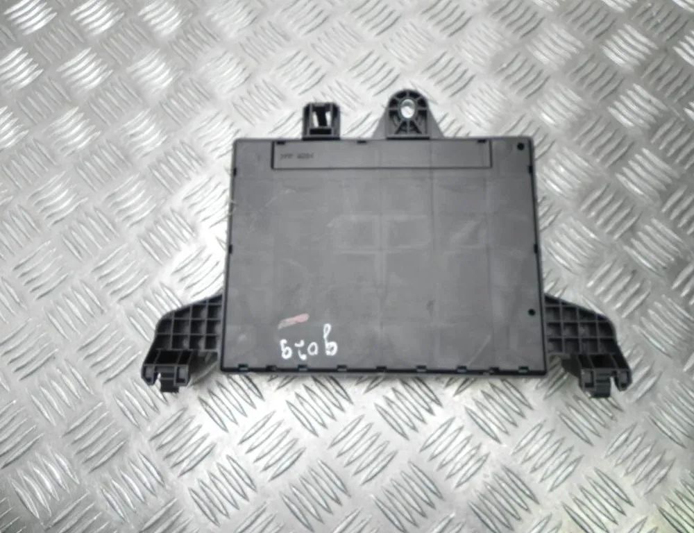 OPEL Astra J (2009-2020) Fuse box 13368651,365927271,1110138AA 23157714