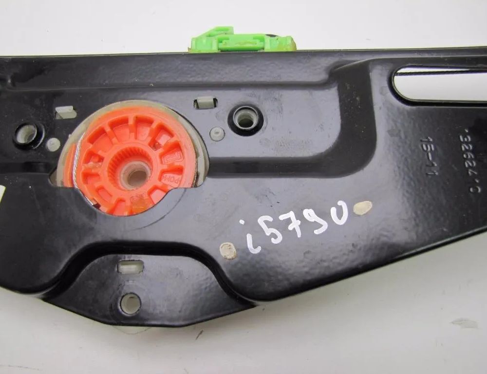 BMW X1 E84 (2009-2015)  Стеклоподъемник задней левой двери 13262410 23166314