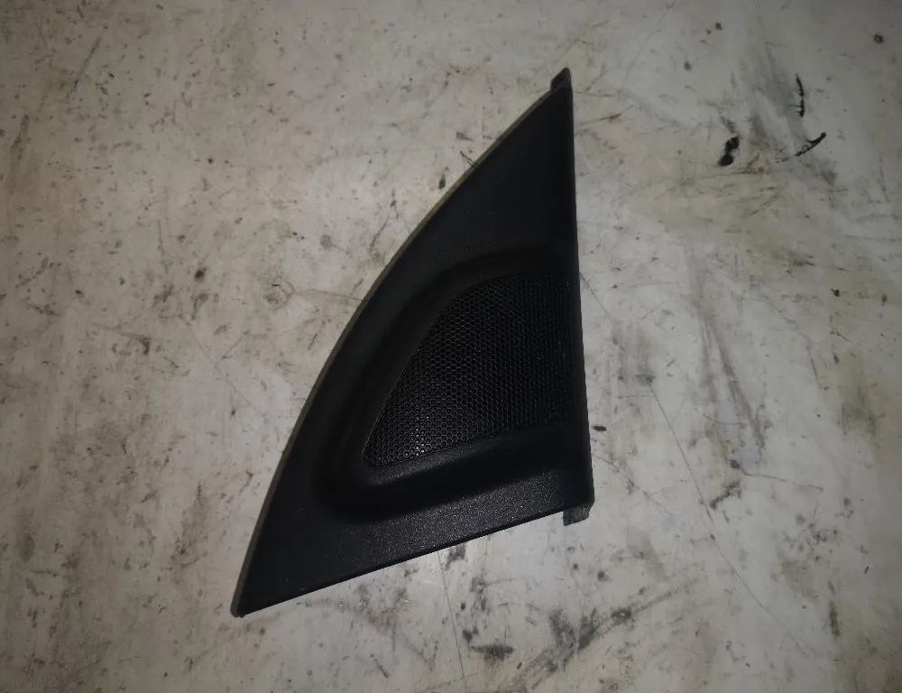 VOLVO V70 2 generation (2000-2008) Priekšējo kreiso durvju skaļrunis 30781068 23187841