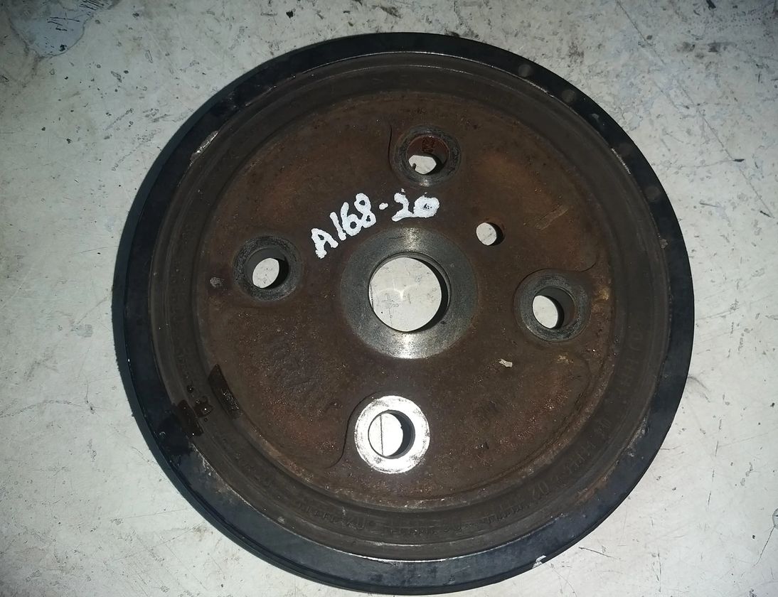 VOLVO XC90 1 generation (2002-2014) Kloķvārpstas skriemelis 30731865 23472109