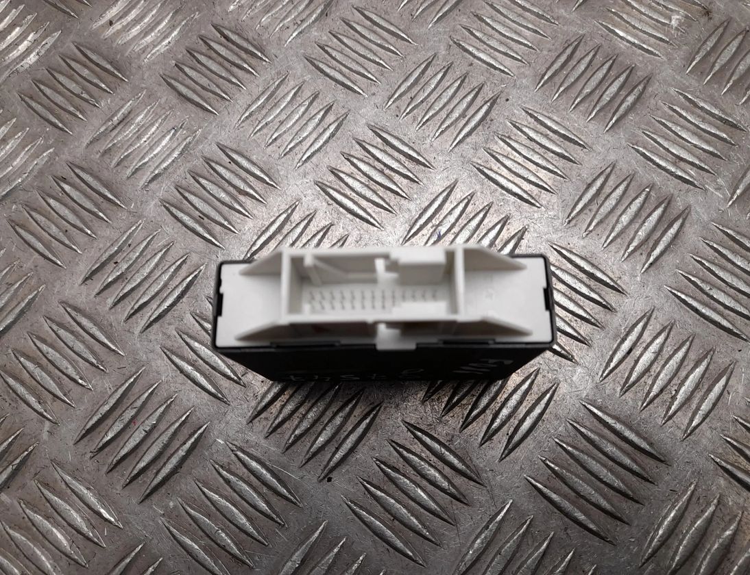 BMW 7 Series G11/G12 (2015-2023) PDC Parking Distance Control Unit 7943996 24704872