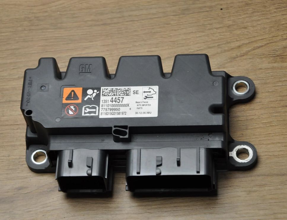 OPEL Astra K (2015-2021) SRS Control Unit 13514457 25354920