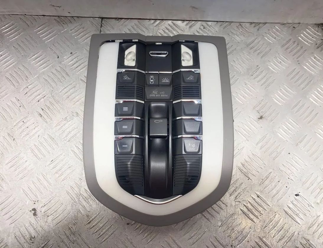 PORSCHE Cayenne 958 (2010-2018) Salona apgaismojums 7PP959551EJ,7PP959728F,7PP919211F,7PP035711A 25685643