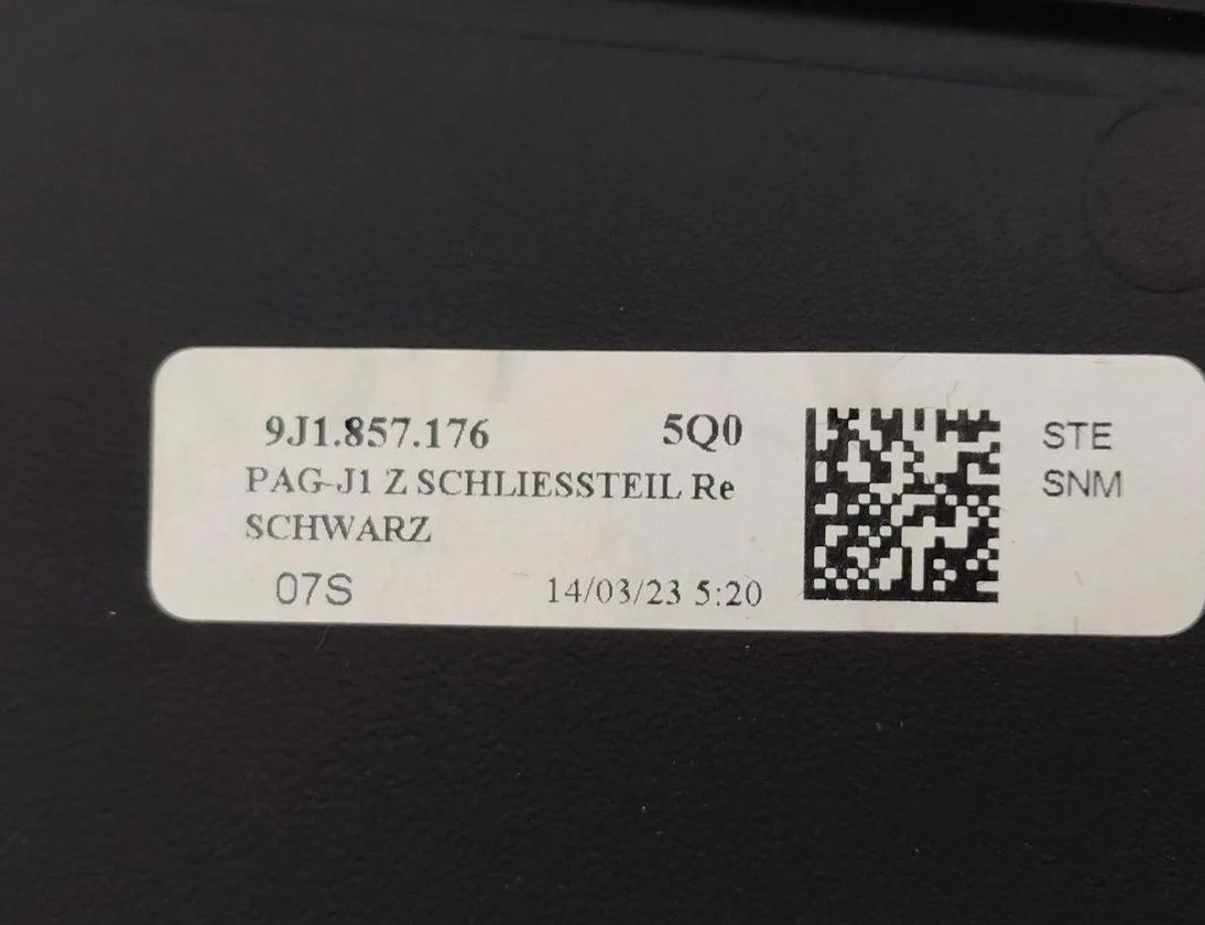 PORSCHE Taycan 1 generation (2019-2023) Отделочный щит панели  9J1857176 26018369