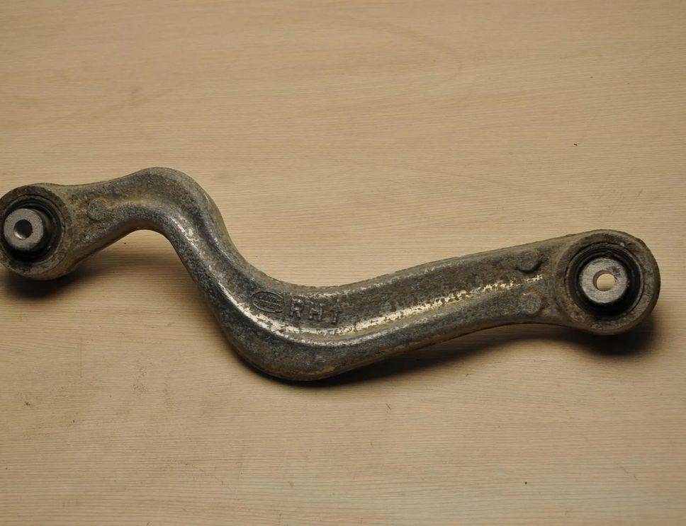 LAND ROVER Discovery Sport 1 generation (2014-2024) Rear Right Arm RIGHT 26846717