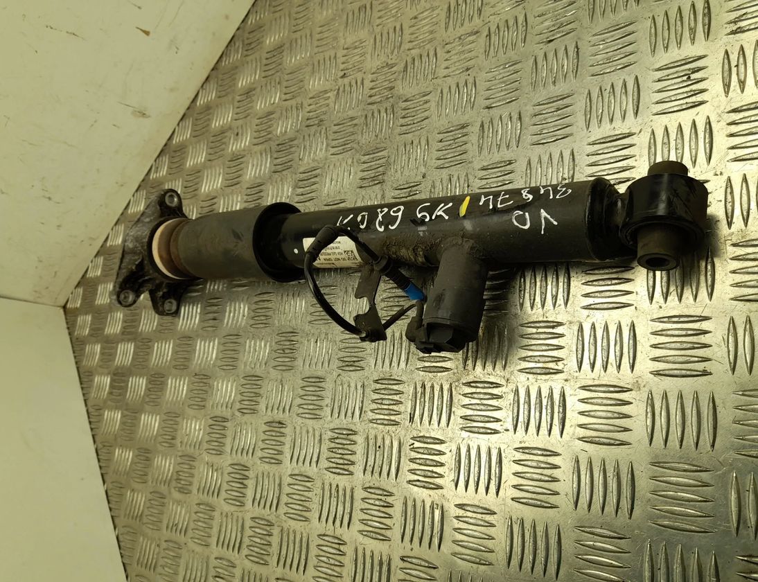 BMW 3 Series G20/G21/G28 (2018-2024) Задний левый амортизатор 6895046 28351458