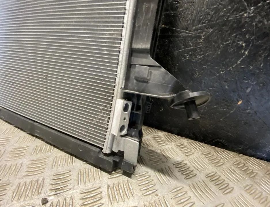 AUDI Q8 4M (2018-2024) Система охлаждения 8W0121003B,4M0816411R 29041280