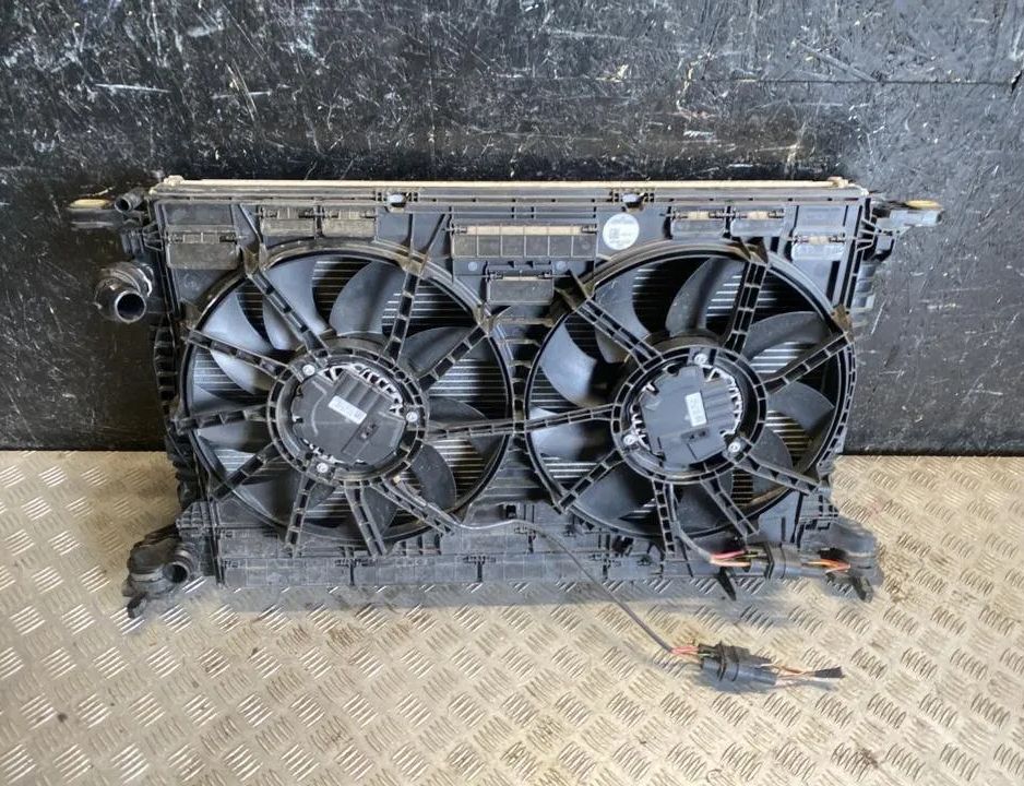 AUDI A6 C8/4K (2018-2024) Система охлаждения 4M0145804AA,8W0121251AK,4M0816411B 30059138