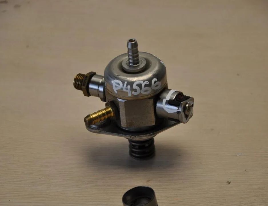 AUDI A5 Sportback F5 (2016-2024) Топливный насос 06L127A03,06G127025G 31227595