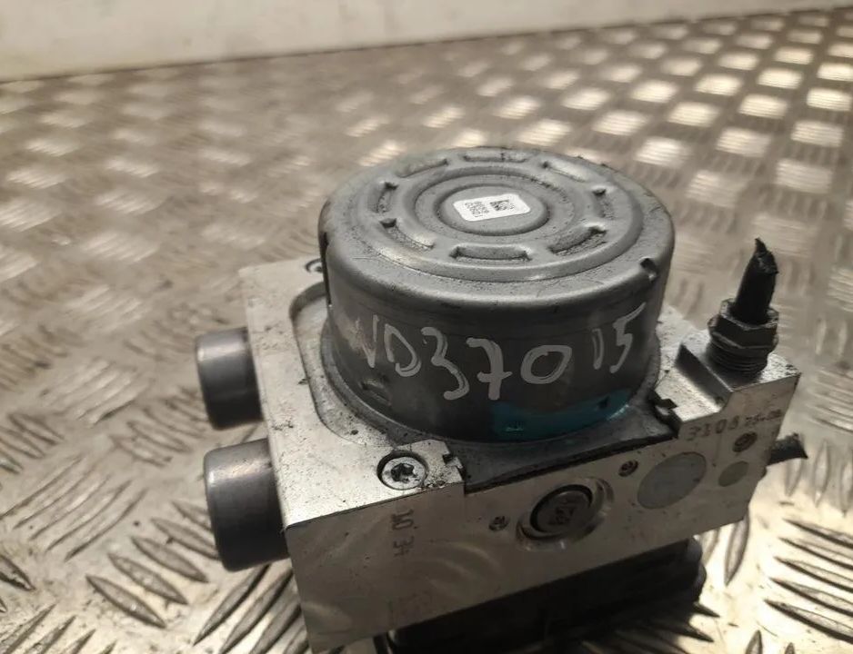 VOLKSWAGEN Passat B8 (2014-2023) ABS vadības bloks 5Q0614517HB 31566427