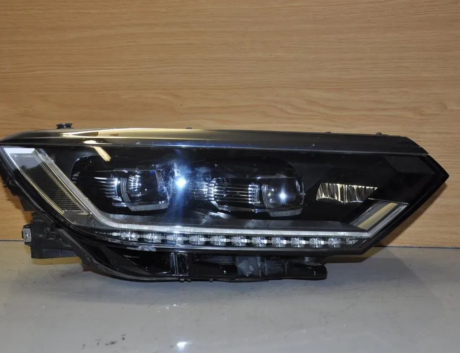 VOLKSWAGEN Passat B8 (2014-2023) Front Right Headlight 3G2941082H,4G0907697F,7PP941572AB,3G0941329 32810070