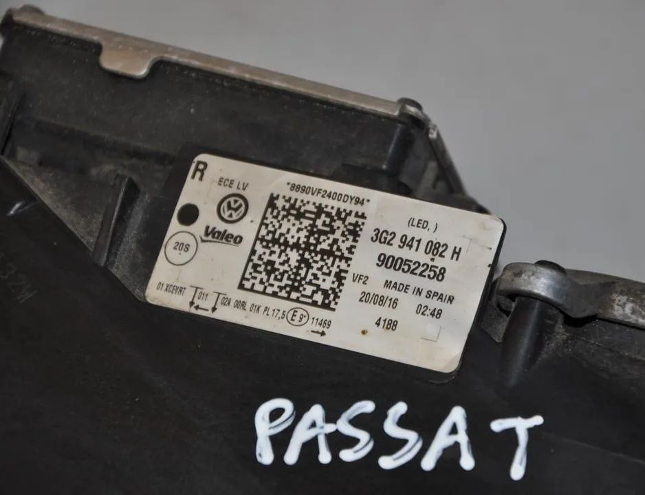 VOLKSWAGEN Passat B8 (2014-2023) Front Right Headlight 3G2941082H,4G0907697F,7PP941572AB,3G0941329 32810070