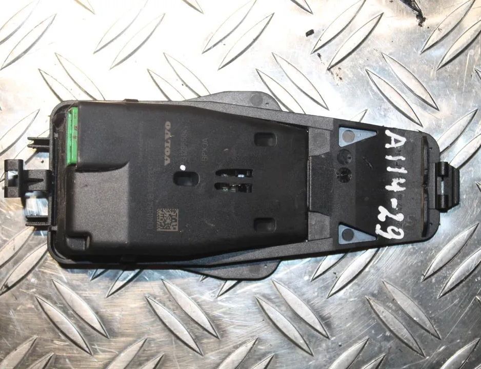 VOLVO XC60 1 generation (2008-2017) Датчик дождя 31295504 32827872