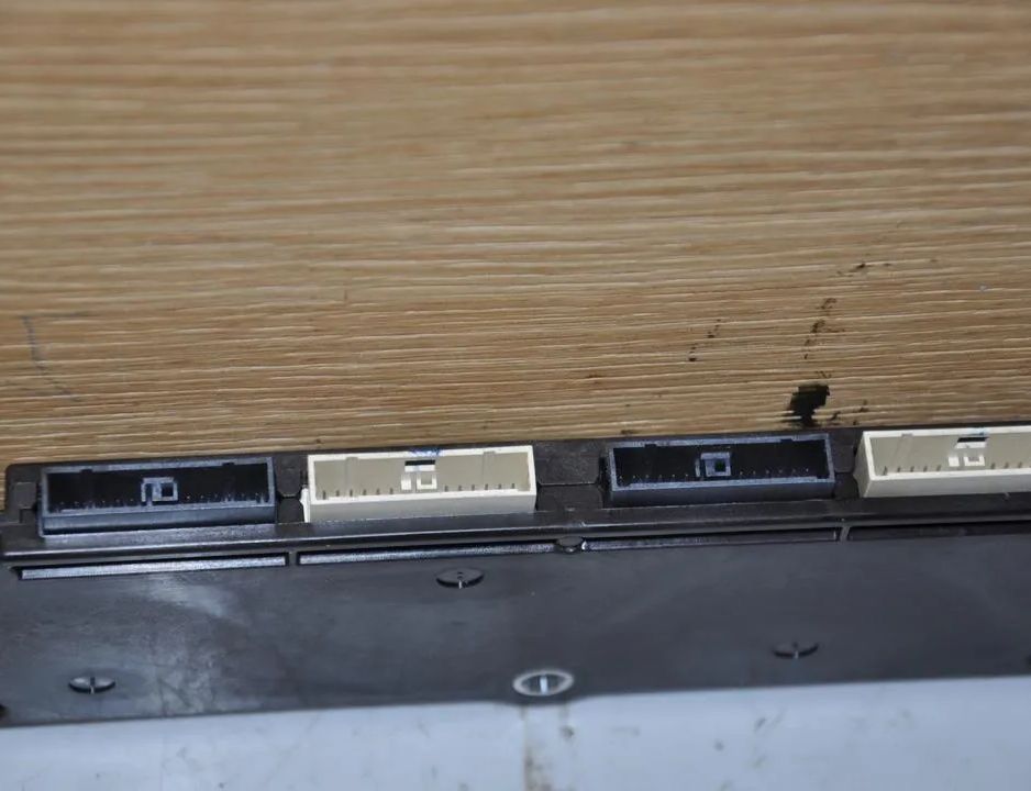 BMW iX3 1 generation (G08) (2020-2024) Распределительная коробка 8845307 33049306