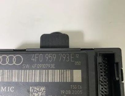 AUDI A6 C6/4F (2004-2011) Aizmugurējo kreiso durvju vadības bloks 4F0959793E,4F0910793E 23928306