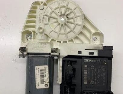 VOLKSWAGEN Touran 1 generation (2003-2015) Маторчик стеклоподъемника передней правой двери 1K0959702P,1K0959792L,F005S00296 23929177