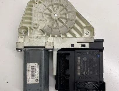 VOLKSWAGEN Touran 1 generation (2003-2015) Priekšējo kreiso durvju logu pacēlāja motorīts 1K0959701P,1K0959793L 23929284