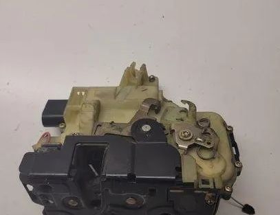 VOLKSWAGEN Passat B5 (1996-2005) Priekšējo labo durvju slēdzene 3B1837016AD 23932949