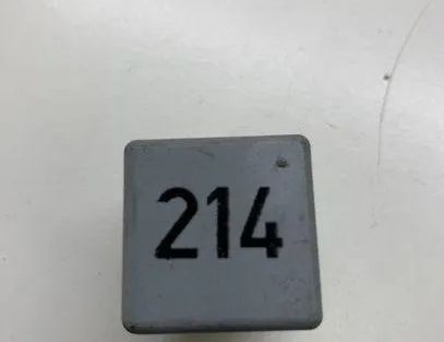 AUDI A4 B5/8D (1994-2001) Реле 443951253K,899512000,214 23939506