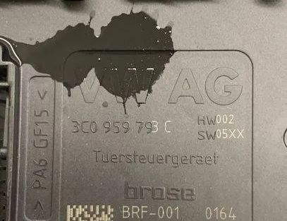 VOLKSWAGEN Passat B7 (2010-2015) Priekšējo kreiso durvju logu pacēlāja motorīts 3AA837461,3AA959701A,936301110 23939748