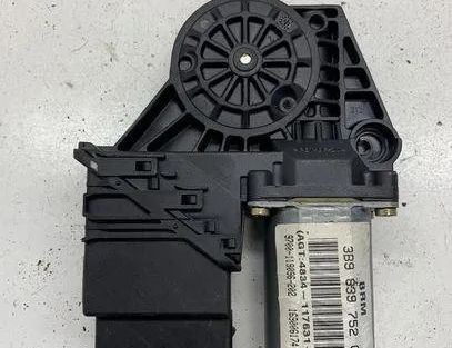 VOLKSWAGEN Passat Variant 1 generation (2010-2024) Маторчик стеклоподъемника задней правой двери 3B9839752CD,9776101438203,F005S00050 23944368