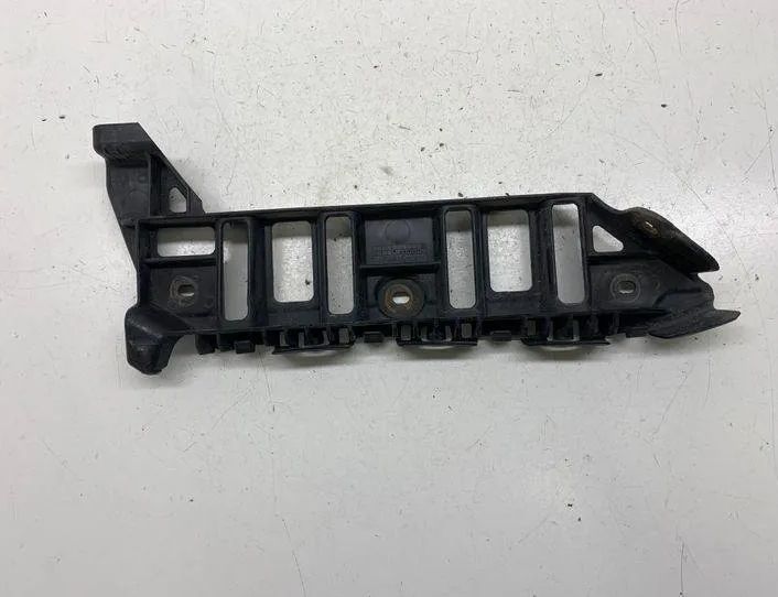 VOLKSWAGEN Touran 1 generation (2003-2015) Priekšējā labā bufera stiprinājums 1T0807184A 23944928