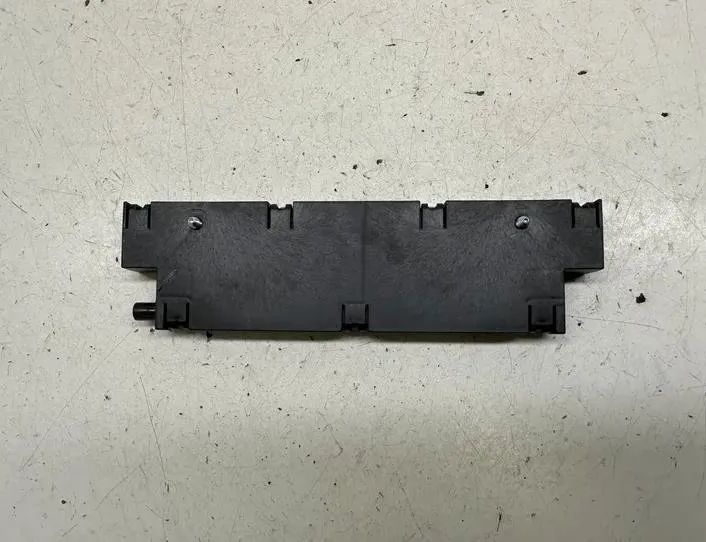 BMW 5 Series Gran Turismo F07 (2010-2017) Антенный модуль 6520924713601,924713601 23951061