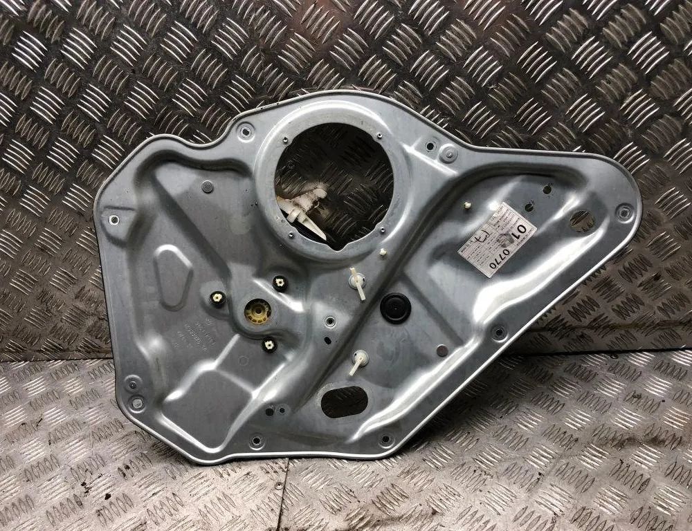 VOLKSWAGEN Variant VII TDI (2014-2024) Rear left door window lifter 1K9839755A 30587558