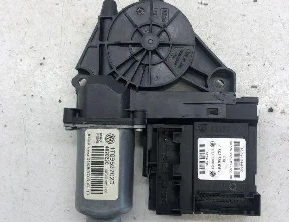 VOLKSWAGEN Touran 1 generation (2003-2015) Priekšējo kreiso durvju logu pacēlāja motorīts 1T0959702D 30587954