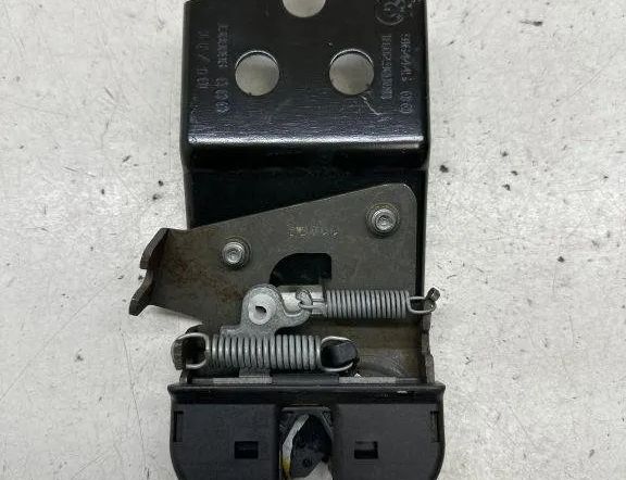 BMW 5 Series Gran Turismo F07 (2010-2017) Citas salona daļas 916444500 30588522