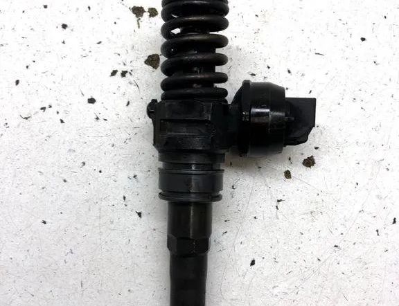 VOLKSWAGEN Touran 1 generation (2003-2015) Форсунка 038130073BN 30589143