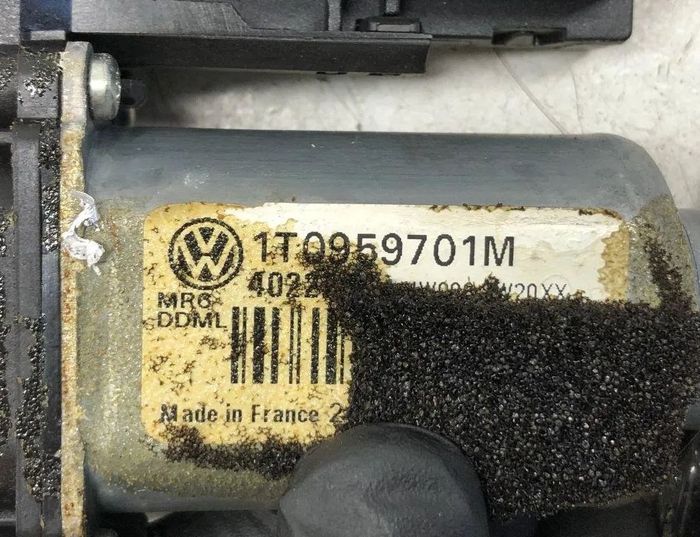 SKODA Octavia 2 generation (2004-2013) Front Left Door Window Regulator 1T0959701M 30593420
