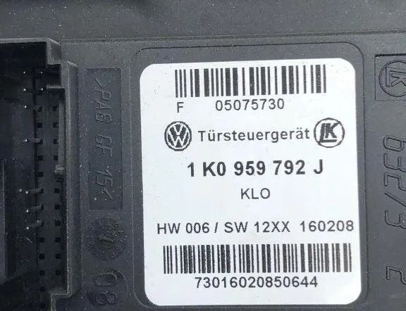 VOLKSWAGEN Caddy 3 generation (2004-2015) Priekšējo kreiso durvju logu pacēlāja motorīts 1T0959702D 30594433