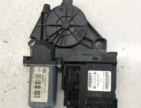 VOLKSWAGEN Caddy 3 generation (2004-2015) Priekšējo kreiso durvju logu pacēlāja motorīts 1T0959702D 30594433