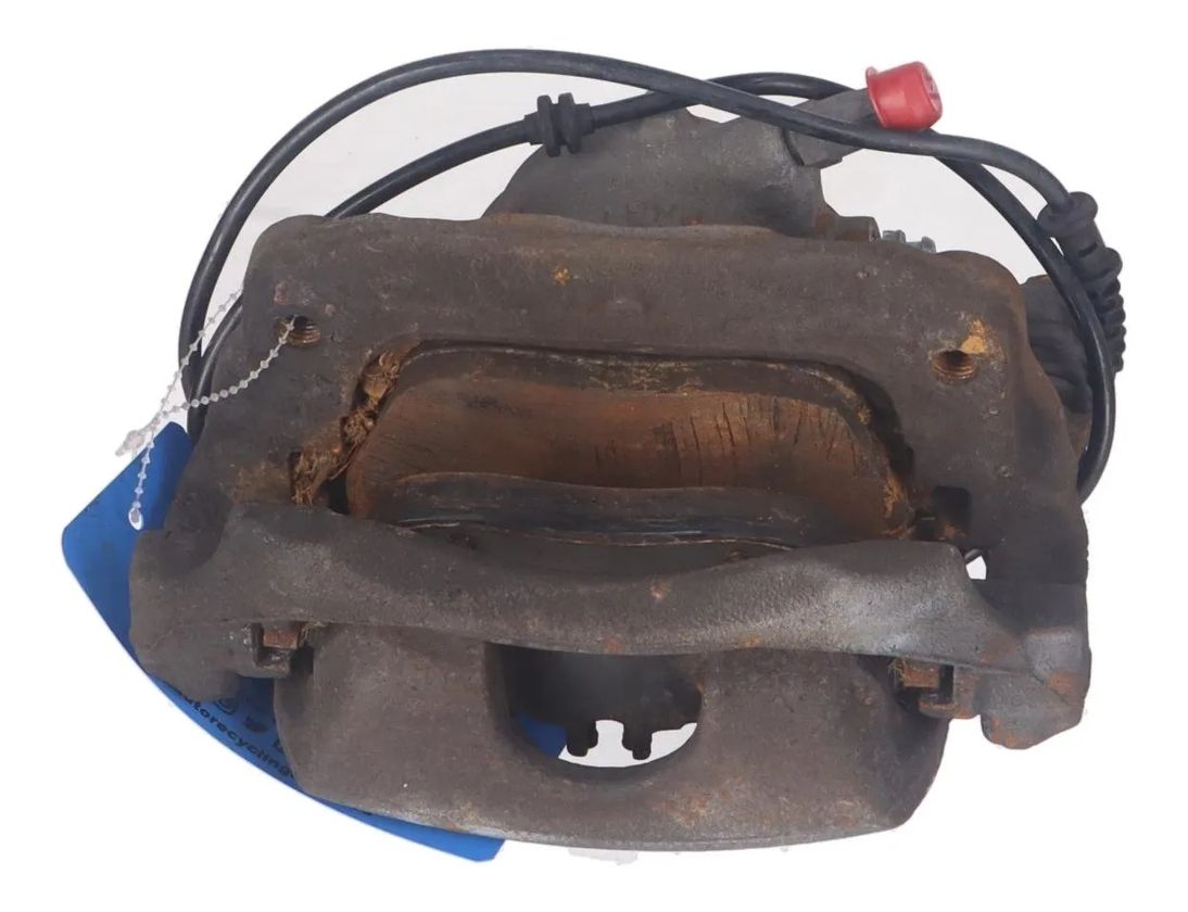 MERCEDES-BENZ CLA-Class C117 (2013-2016) Priekšējais labais bremžu suports A0004213881,A0004216881 25981684