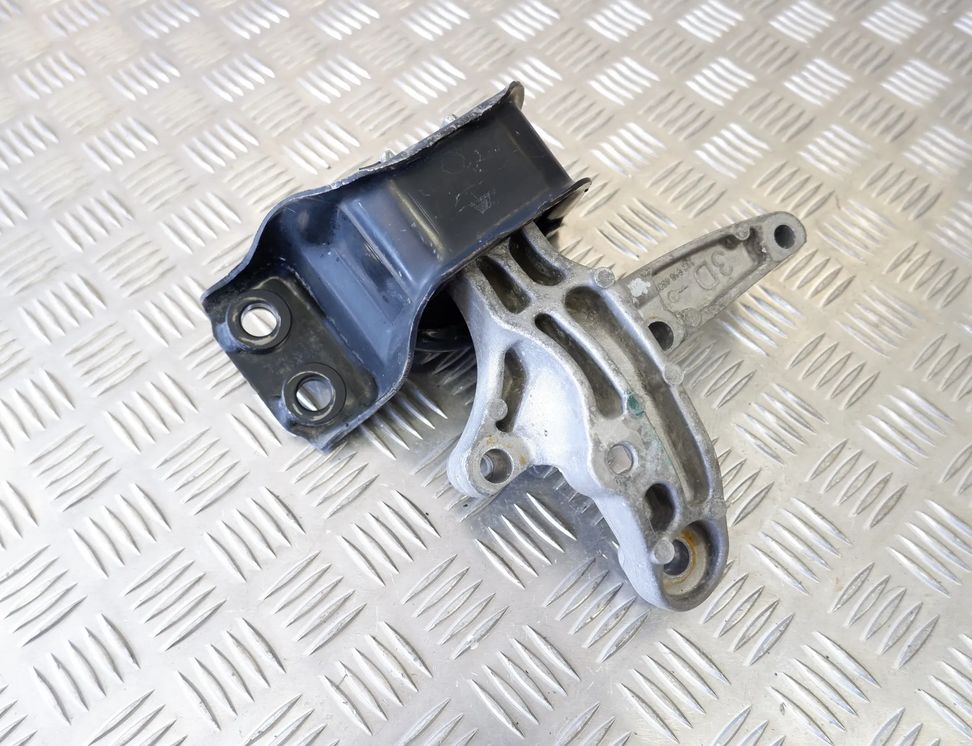 NISSAN Qashqai 2 generation (2013-2023) Подушка двигателя правая 11210-4EA0B,112848459R,11210-4EA0A 13416463