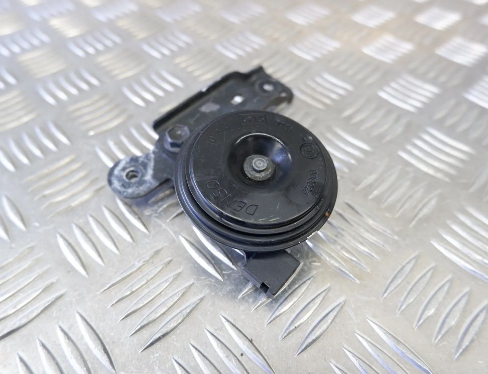 TOYOTA Yaris 4 generation (2020-2023) Signāla taure 86520-0D050 14335232